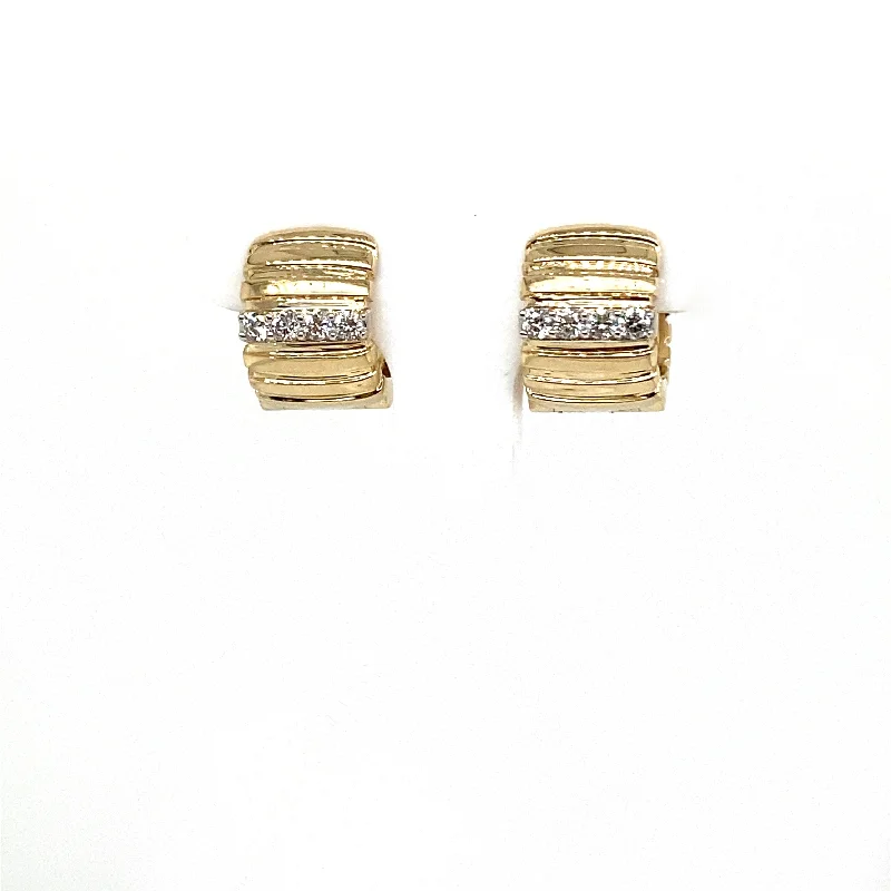 Colorful Stud Earrings-Fluted Diamond Huggy Earrings