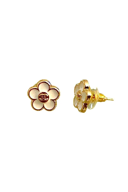 Large Gold Stud Earrings-CC White Flower Button Earrings