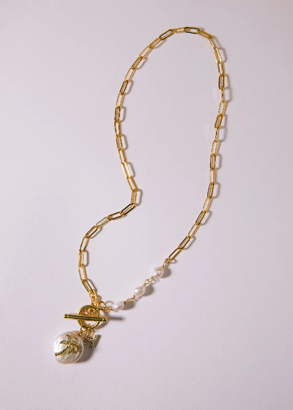 Crystal Necklaces-Pearly Palm Necklace