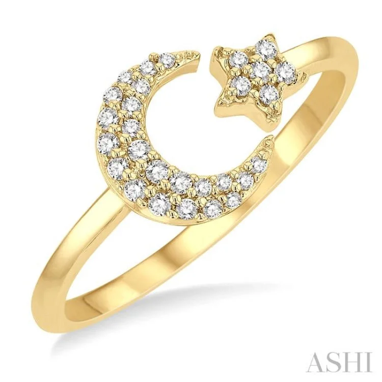 Luxury Promise Rings for Women-1/6 ctw Crescent Moon and Star Round Cut Petite Diamond Fashion Ring in 10K Yellow Gold