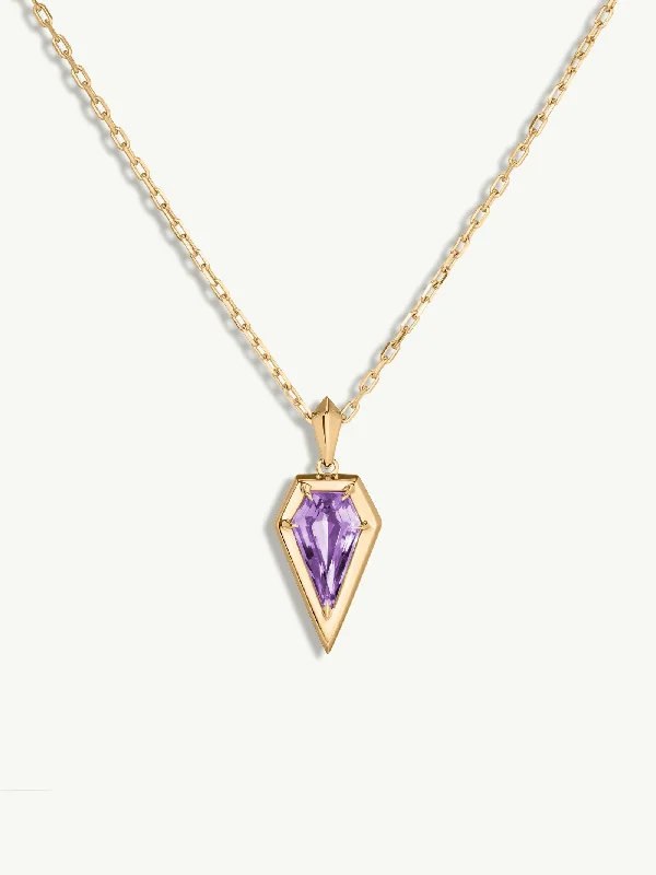 Trendy Pendant Necklaces-Aphrodite Amulet Pendant Necklace With Amethyst Gemstone In 18K Yellow Gold