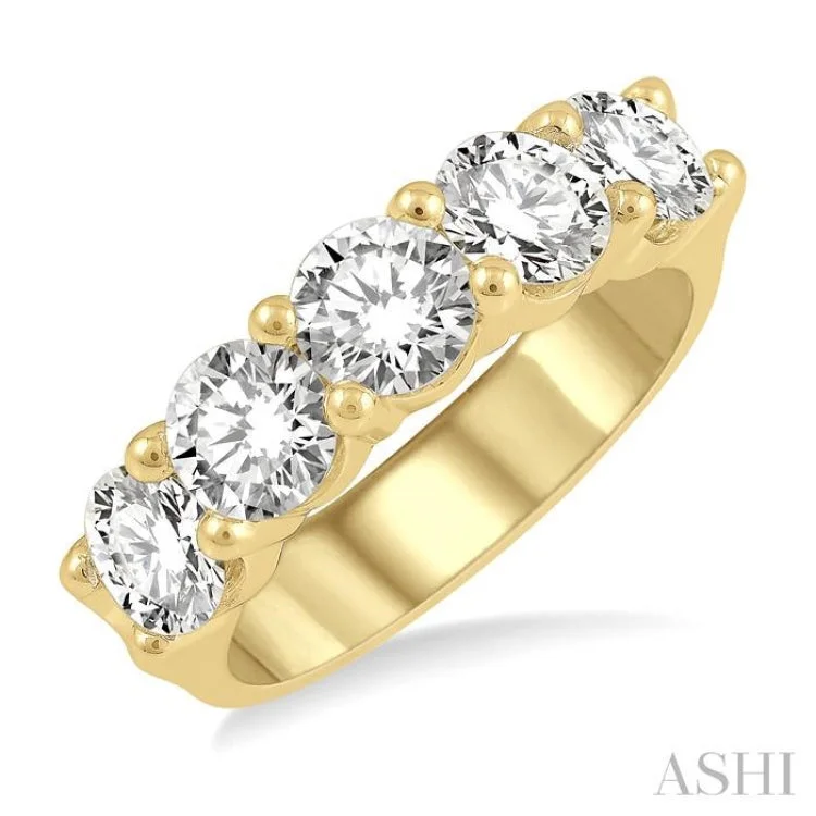 Designer Wedding Rings for Her-2 1/2 ctw 5 Stone Round Cut Diamond Wedding Band in 14K Yellow Gold